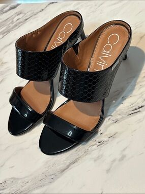 calvin klein women's fairy dress sandals Calvin Klein | Shoes | Calvin Klein Nwt Womens Silver Fairy Dress Sandals Sz 75